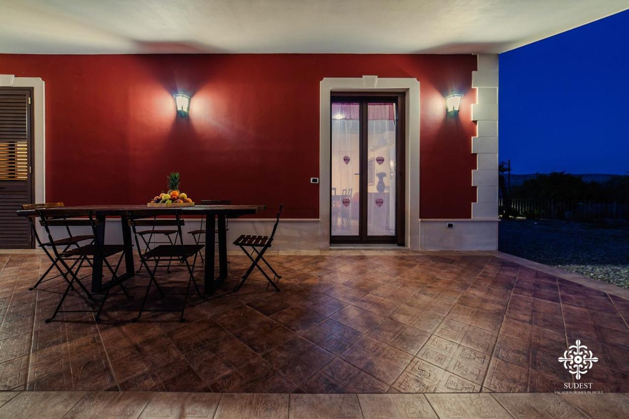 Villa Clara Country Retreat Solarino Экстерьер фото
