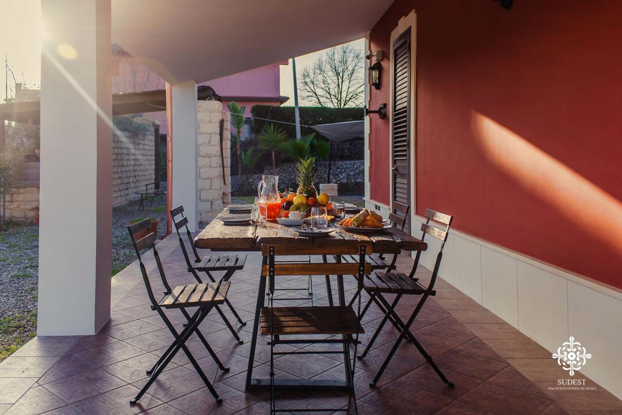 Villa Clara Country Retreat Solarino Экстерьер фото
